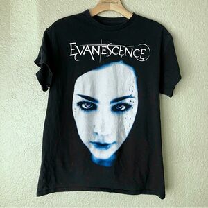 Vintage Evanescence band tee